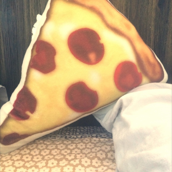 Pizza Pillow - Picture 1 of 2